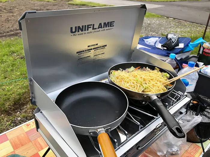 ユニフレームUS-1900】コスパが良いツーバーナー＆料理の幅が全然違う